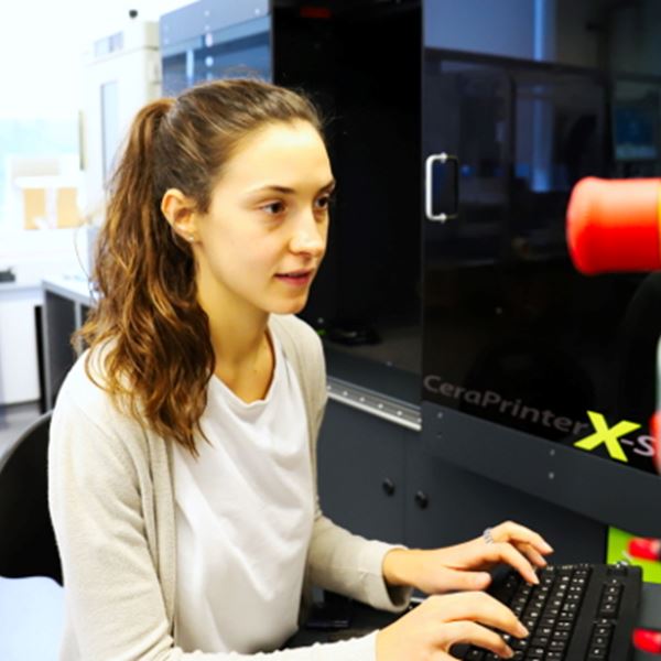 The Graphene Flagship's Spotlight explores the experience of the researchers behind the results. Lucia Lombardi has been involved in many different projects during her PhD. She spoke to the Graphene Flagship about how she balances her research.
